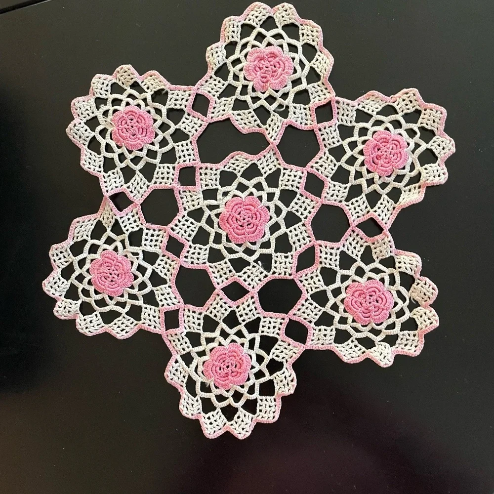 Delicate Pink and White Rosette Doily - Picture 3 of 4